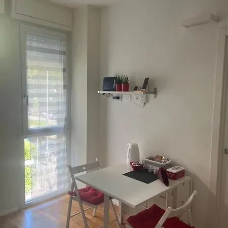 Cherry's House M1 Bande Nere - San Siro- M4 Linate מילאנו